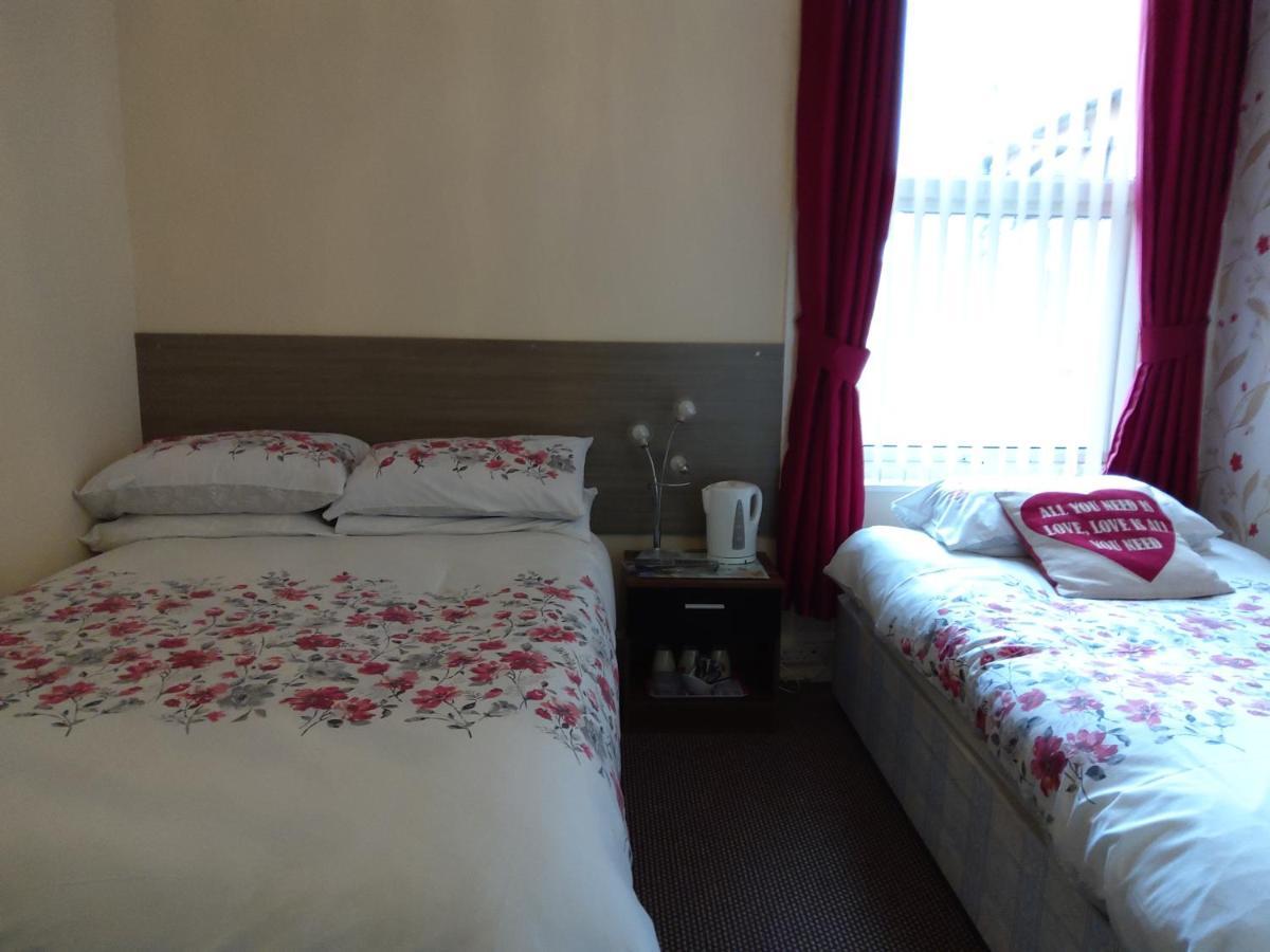 Hotel 33 - Blackpool — Photos 3